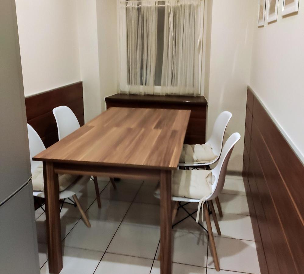 Apartament Przy Rynku Appartement Duszniki Zdrój Buitenkant foto